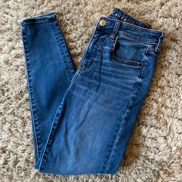 American Eagle Outfitters Denim - American Eagle High Rise Jegging